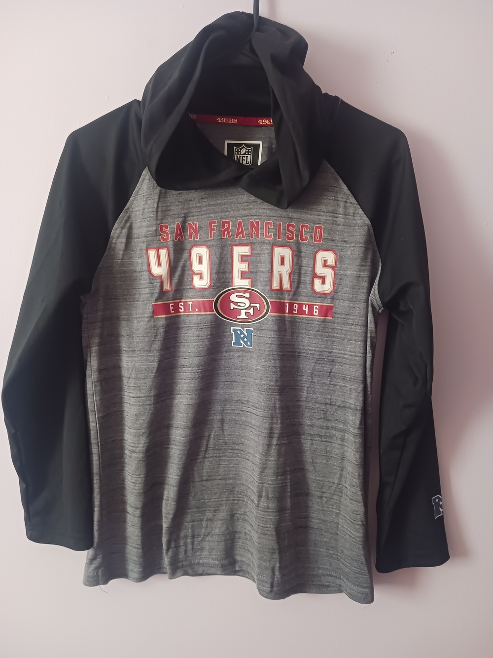 NFL San Francisco 49ers Gray Heather and Black Hooded Kids Long Sleeve